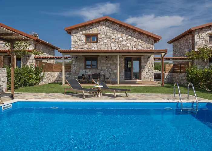 Villa Kalma Villas *